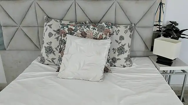 nina pons online show from 09.27.25