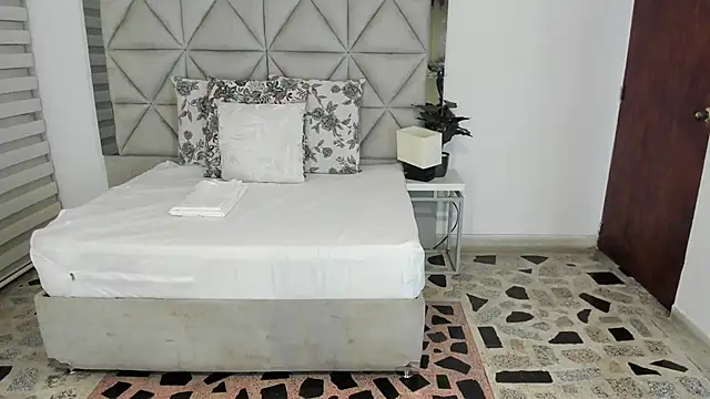 nina pons online show from 10.20.25