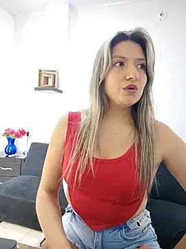 Snapshot of valeriahunter1 chatting on 03.16.26 valeriahunter1 online show from 03.16.26