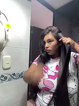 Snapshot of elana_kepler chatting on 10.30.25 elana kepler online show from 10.30.25