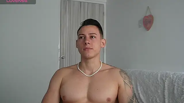 Muscle King Cum online show from 05.25.26