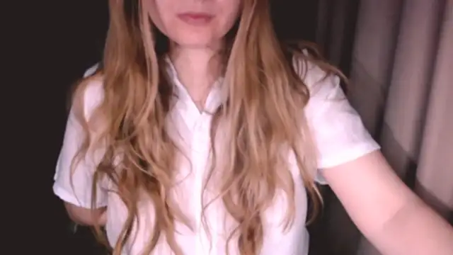 Snapshot of fiona_cute_2 chatting on 03.30.26 fiona cute 2 online show from 03.30.26