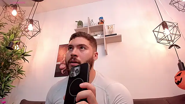 SebastianVilla  online show from 10.24.25