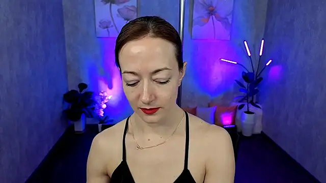 Snapshot of kimberlyray777 chatting on 02.10.25 kimberlyray777 online show from 02.10.25