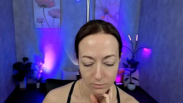 Snapshot of kimberlyray777 chatting on 02.22.25 kimberlyray777 online show from 02.22.25