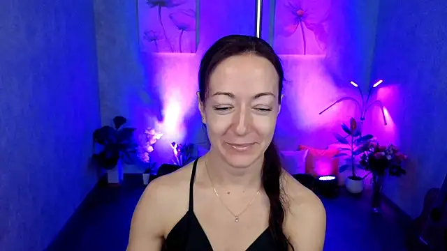 Snapshot of kimberlyray777 chatting on 03.08.25 kimberlyray777 online show from 03.08.25