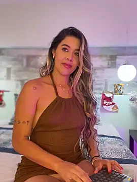 Emilia Bakerr online show from 12.11.24