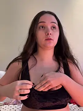 Snapshot of brazillliangirl chatting on 05.19.26 brazillliangirl online show from 05.19.26