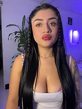 lucianaroy online show from 12.16.25