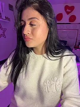 lucianaroy online show from 02.17.26