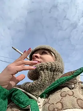 LikaCat online show from 03.13.25