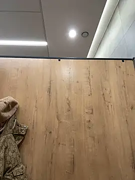 LikaCat online show from 03.19.25