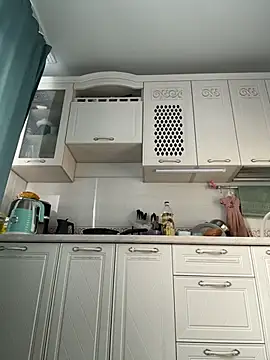 Snapshot of LikaCat chatting on 02.02.26 LikaCat online show from 02.02.26