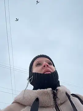 Snapshot of LikaCat chatting on 02.17.26 LikaCat online show from 02.17.26