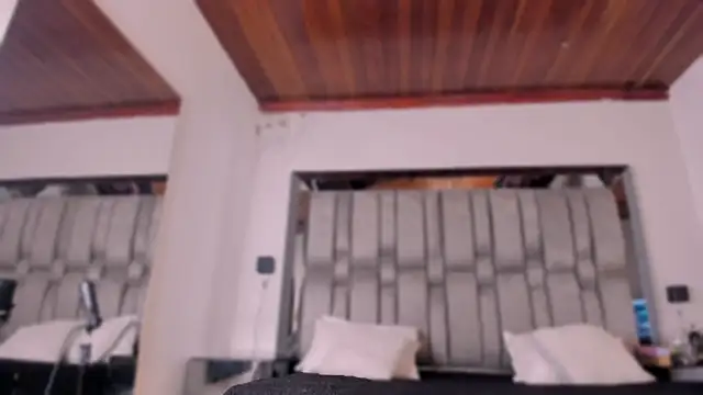 Snapshot of NikkySmiith chatting on 01.19.26 NikkySmiith online show from 01.19.26