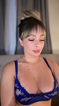 Alison Diaz17 online show from 02.19.26