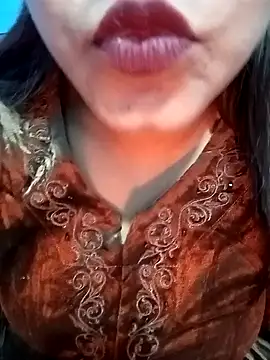 Snapshot of Gulabo-jaan chatting on 01.07.25 Gulabo-jaan online show from 01.07.25