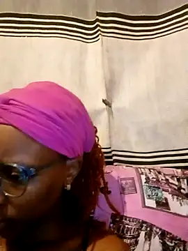 khanyaTheeLyt online show from 11.07.25