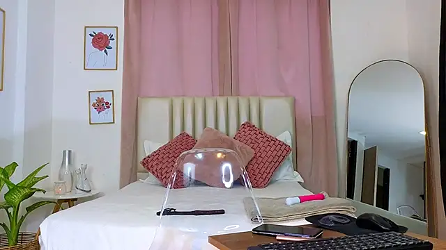 KristennBlue online show from 12.27.24