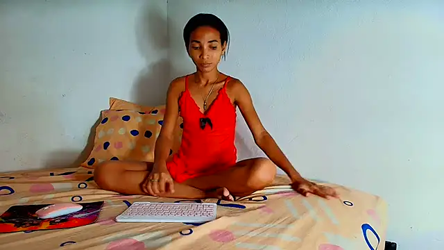 Snapshot of luciana_daza chatting on 02.15.25 luciana daza online show from 02.15.25