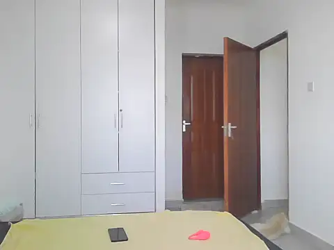 petiteebony 81 online show from 11.02.25