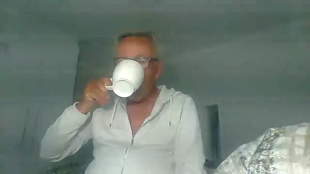 tuggy59 online show from 10.08.25