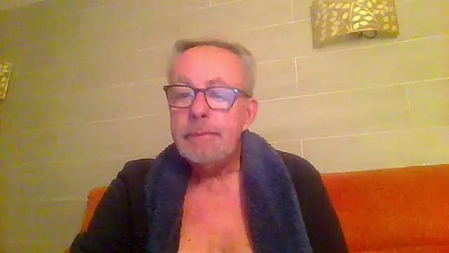 Snapshot of tuggy59 chatting on 02.24.26 tuggy59 online show from 02.24.26