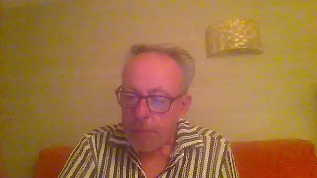Snapshot of tuggy59 chatting on 05.04.26 tuggy59 online show from 05.04.26