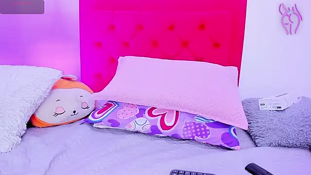 Sofia Girl  online show from 03.18.25