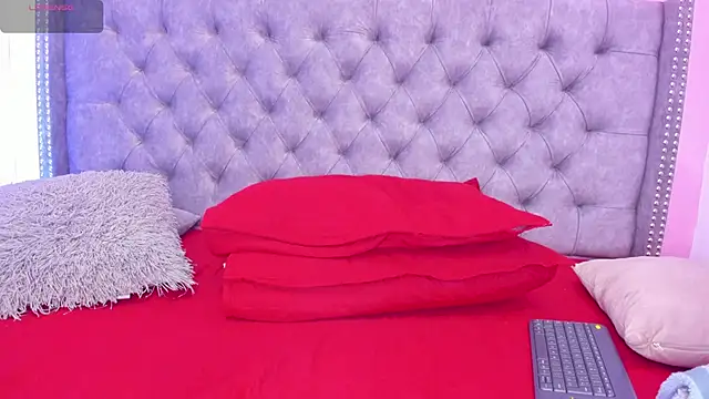 Sofia Girl  online show from 11.06.25