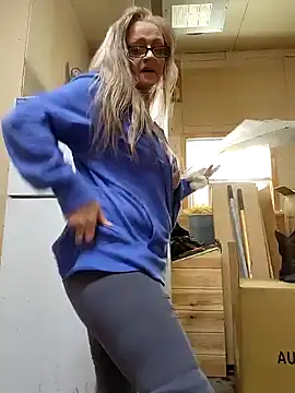 Southern Bella online show from 12.05.24