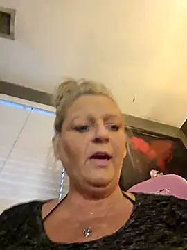 Southern Bella online show from 12.02.25