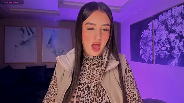 LindseyMoss online show from 12.31.24