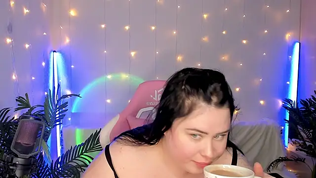 Akemi BBW online show from 12.27.24