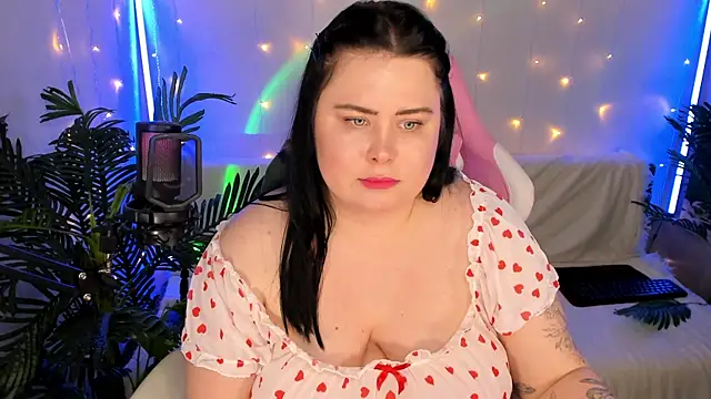 Akemi BBW online show from 01.07.25