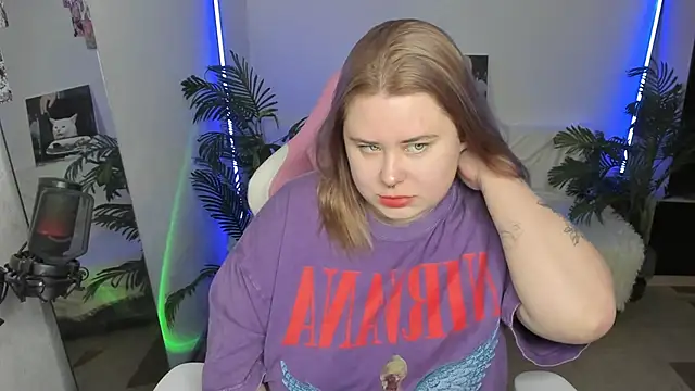 Akemi BBW online show from 03.05.25