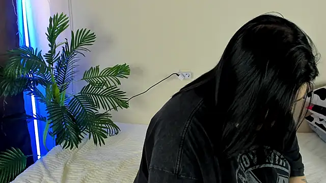 Akemi BBW online show from 10.21.25