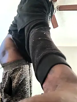 icyMike43 online show from 12.15.25