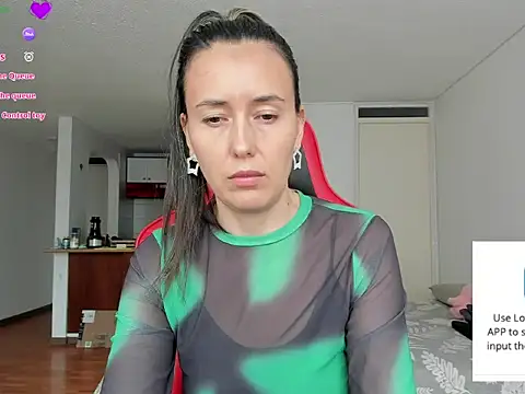 Snapshot of zoe_jeane_beker chatting on 05.21.26 zoe jeane beker online show from 05.21.26