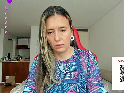 Snapshot of zoe_jeane_beker chatting on 05.22.26 zoe jeane beker online show from 05.22.26