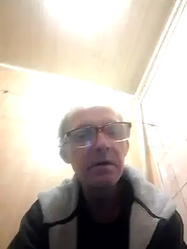 oksana722 online show from 10.18.25