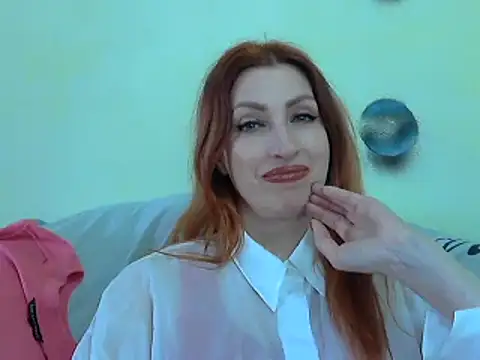Snapshot of Jillian_Pattie chatting on 05.11.26 Jillian Pattie online show from 05.11.26