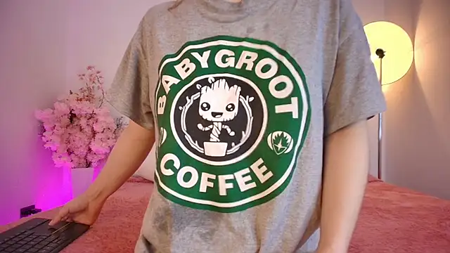 Snapshot of Katy_Van chatting on 03.14.25 Katy Van online show from 03.14.25