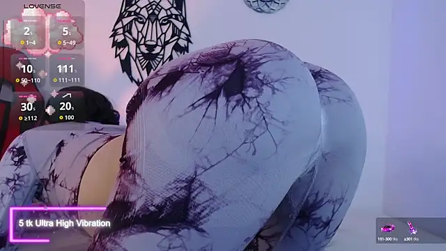 Snapshot of Katy_Van chatting on 10.03.25 Katy Van online show from 10.03.25