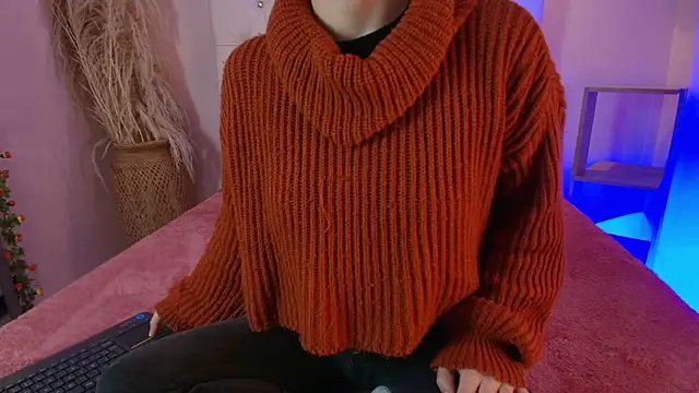 Snapshot of Katy_Van chatting on 10.17.25 Katy Van online show from 10.17.25