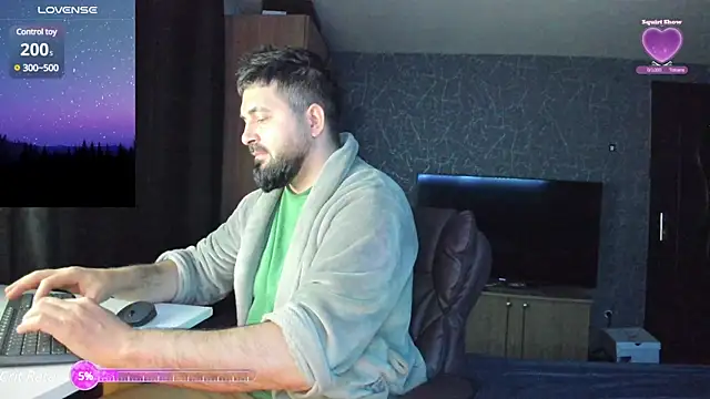 Snapshot of Eduu2322 chatting on 12.10.24 Eduu2322 online show from 12.10.24