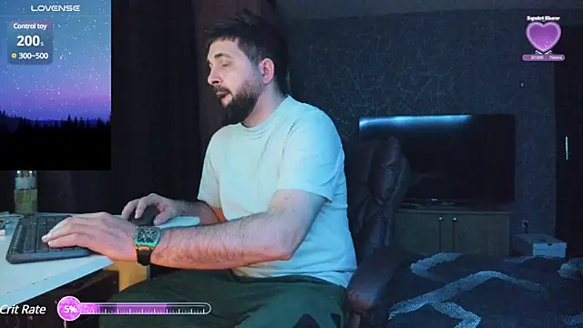 Snapshot of Eduu2322 chatting on 12.25.24 Eduu2322 online show from 12.25.24