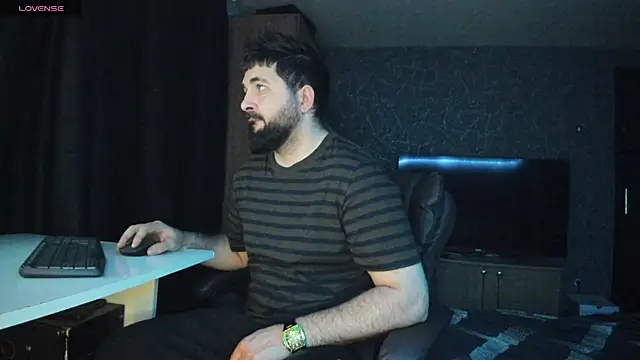 Snapshot of Eduu2322 chatting on 01.03.25 Eduu2322 online show from 01.03.25