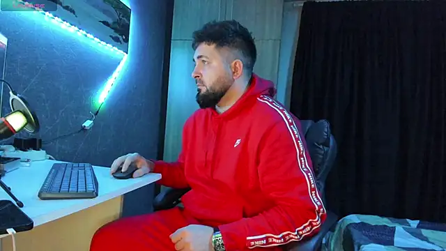 Snapshot of Eduu2322 chatting on 02.15.25 Eduu2322 online show from 02.15.25