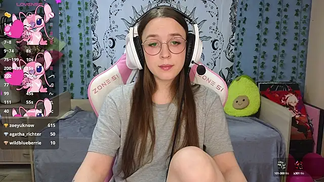 Snapshot of Sweet_frosti chatting on 02.04.25 Sweet frosti online show from 02.04.25